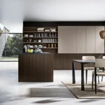 Il tavolo adatto nella cucina